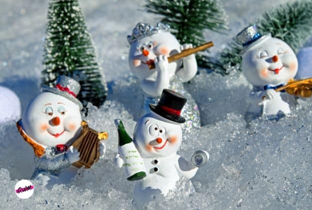 Free Download Christmas Background Images 2022