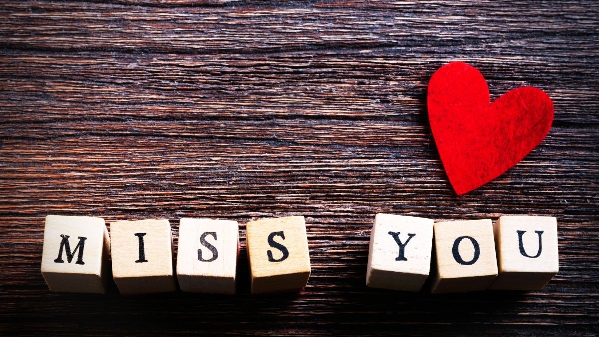 80+ Painful I Miss You Love Messages for Girlfriend/Boyfriend