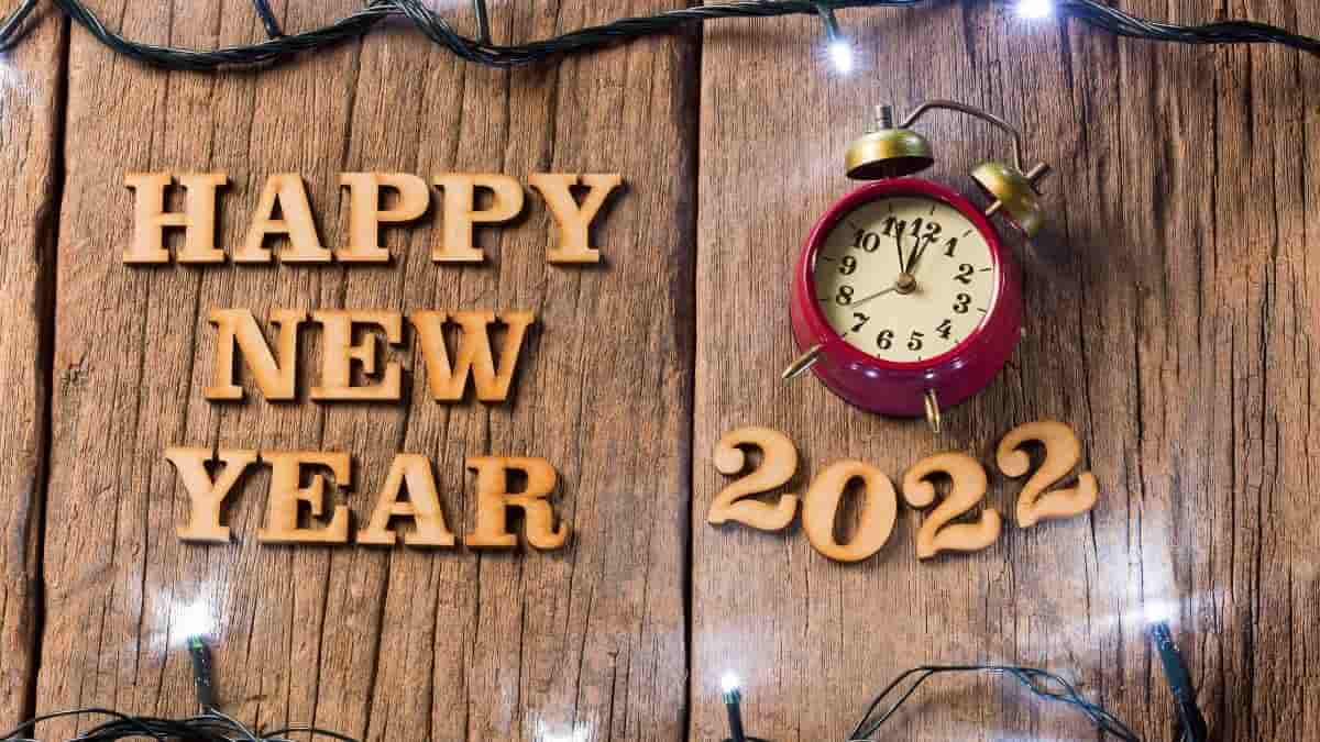 [300+] Happy New Year 2022 Wishes & Messages | Funny New Year Wishes For Friends